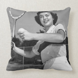 Frau, die Tennis 3 spielt Kissen