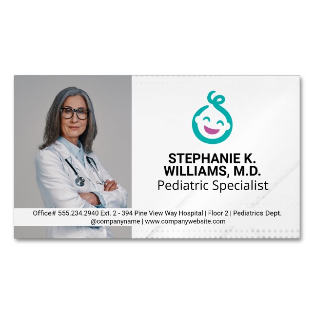 Frau Doktor | Pediatrie Baby Logo Magnetische Visitenkarte (Vorderseite)