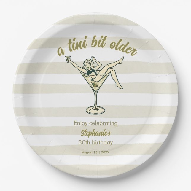 Frau ein bisschen älter Martini Retro 30. Geburtst Pappteller (Vorderseite)