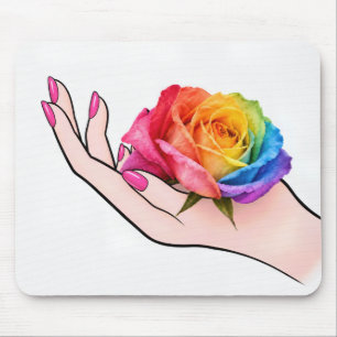Frau Hand wiegt eine Regenbogenrose Mousepad