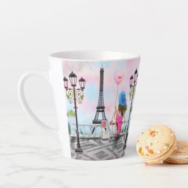 Frau in Paris Eiffelturm Latte Tasse (Beispiel)