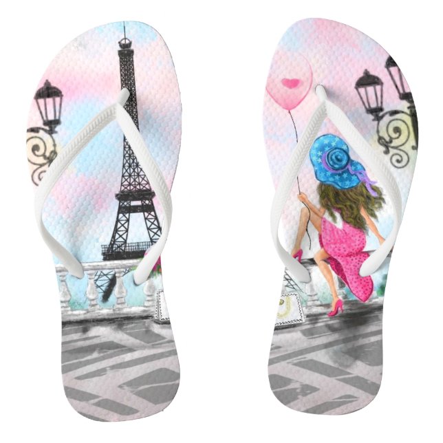 Frau in Paris Flip Flops mit rosa Herzballon (Fußbett)