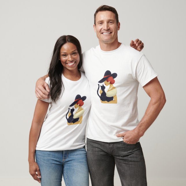 Frau in Perlen mit schwarzer Katze T-Shirt (Unisex)