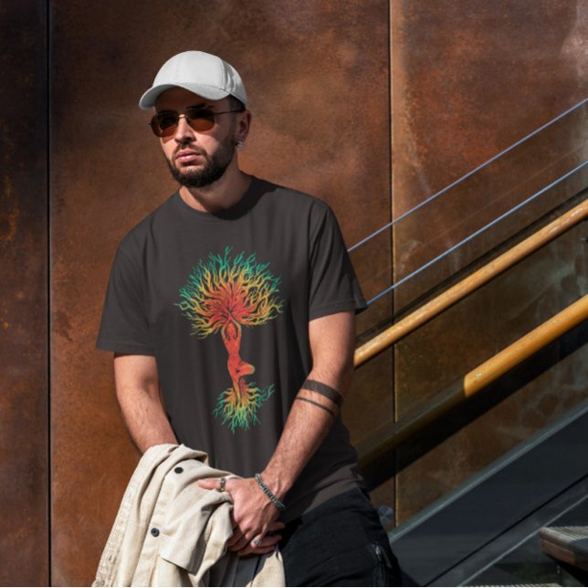 Frau in Yoga-Pose T-Shirt (Von Creator hochgeladen)