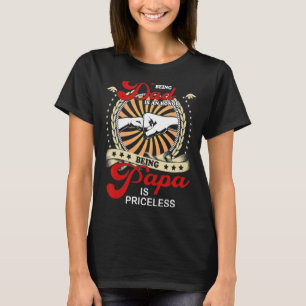 Frau kann jemand Besonderes sein, um eine große T-Shirt