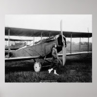 Frau Katherine Stinson und ihr Flugzeug von Curtis