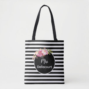 Frau mit Schwarz & Weiß Streifen und Blume nach Ma Tasche