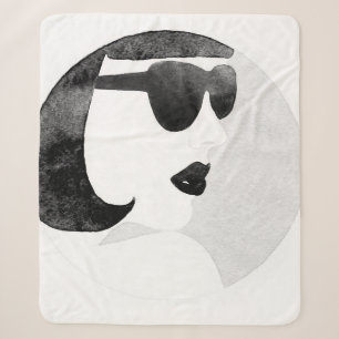 Frau mit schwarzer Sonnenbrille. Mode-Illustration Sherpadecke
