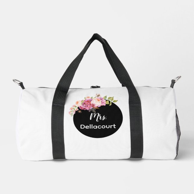 Frau Nachname Bride Custom Duffle Bag (Vorderseite)