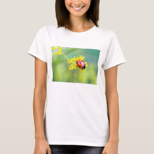 Frau oben T-Shirt