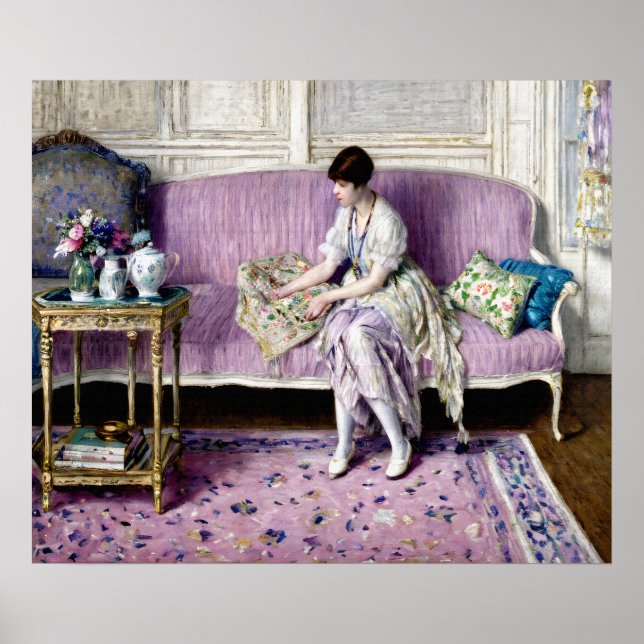 Frau sitzt auf Sofa im Inneren Poster (Vorne)