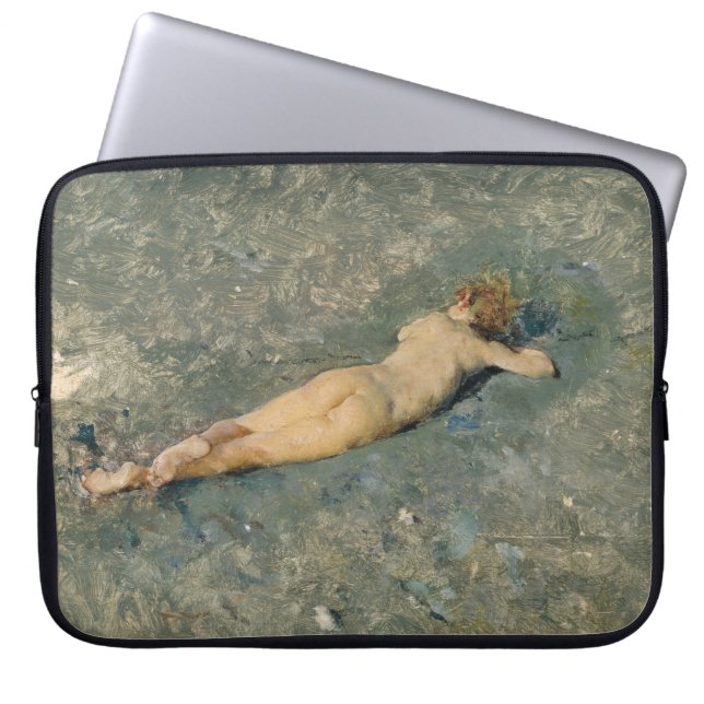 Frau Sonnenbaden am Strand von Portici Laptopschutzhülle (Vorderseite)