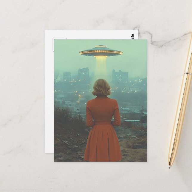 Frau und ein UFO Postkarte (Vorderseite/Rückseite Beispiel)