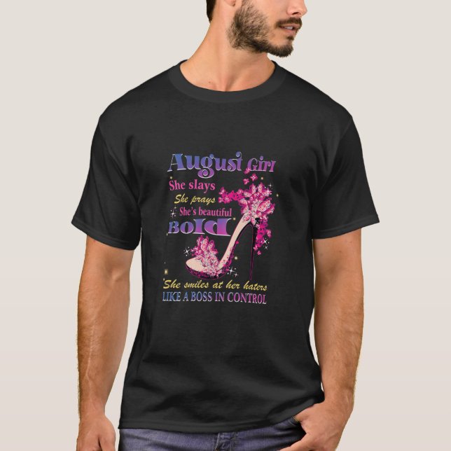 Frauen August Mädchen Sie schwänzt sie Prays Sie i T-Shirt (Vorderseite)