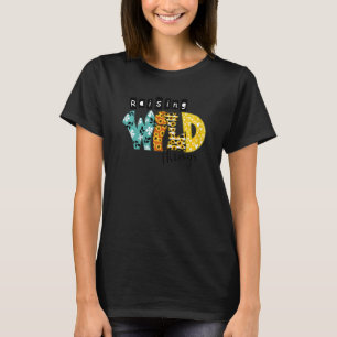 Frauen, die die Dinge Sonnenblumen anheben, Graphi T-Shirt