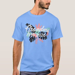 Frauen, die zu Großmutter befördert werden. 2020 T-Shirt