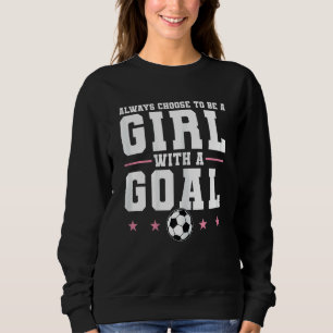 Frauen entscheiden sich immer dafür, ein Mädchen m Sweatshirt