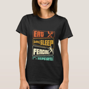 Frauen essen Schlafgefühl Wiederholung Schwertschw T-Shirt