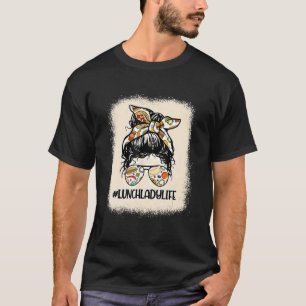 Frauen geblasen Lunch Lady Messy Bun Lunch Lady Li T-Shirt