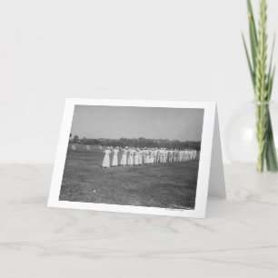 Frauen in Bogenschießaufnahmen Karte