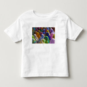 Frauen in farbenfrohen Saris versammeln sich Kleinkind T-shirt