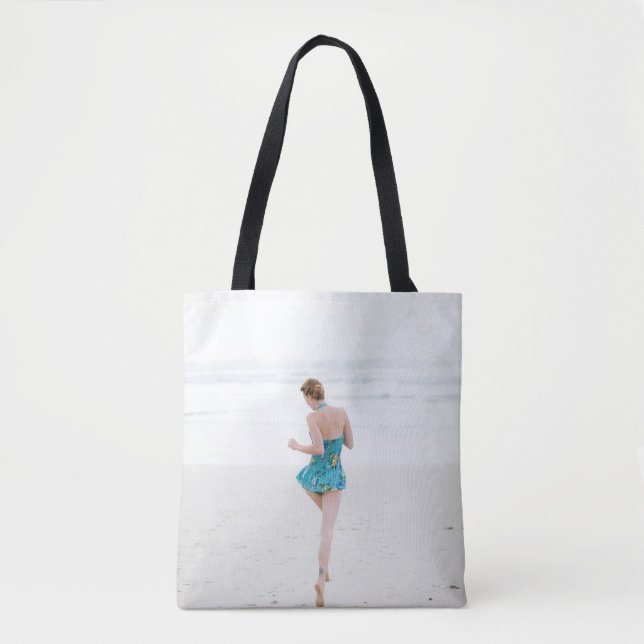 Frauen laufen am Strand Tasche (Vorderseite)