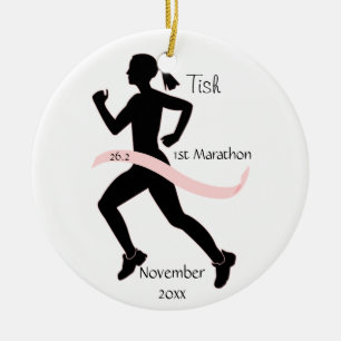 Frauen-Marathon-Läufer-Verzierung im Rosa Keramikornament