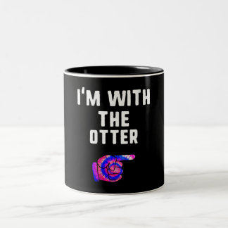 Frauen mit Otter | Halloween-Matching Zweifarbige Tasse