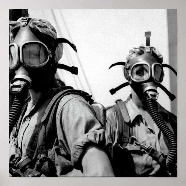 Frauen mit Sauerstoffmasken - 1943 Poster (Vorne)