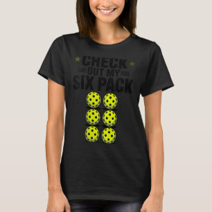 Frauen-Pickleball-Spielerin schaut sich Sechserpac T-Shirt