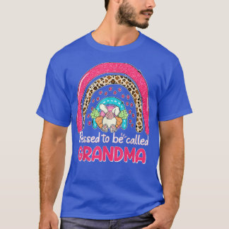 Frauen Regenbogen, der als Oma Bunny E gesegnet wi T-Shirt
