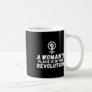 Frauen sind in der Revolution Starke Frauen sehen Kaffeetasse
