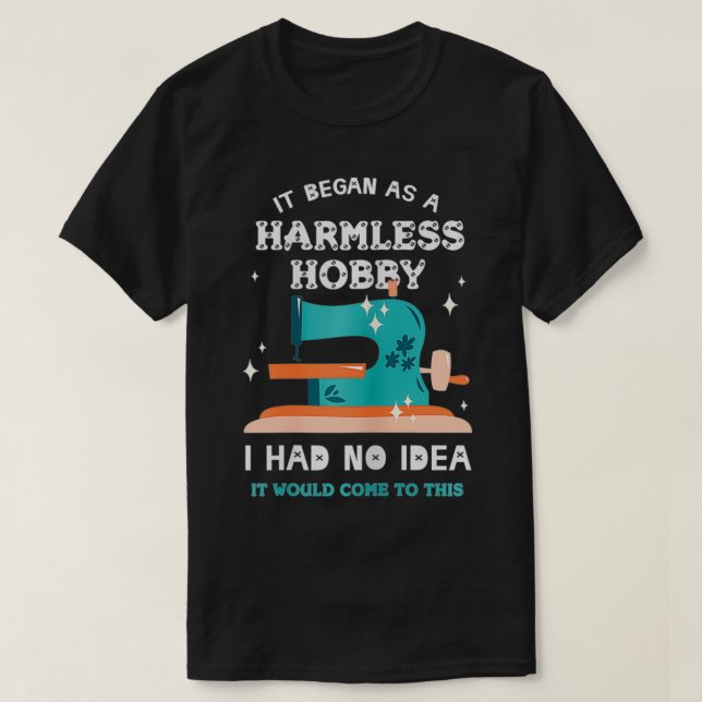 Frauen Spaß beim Quilten Scheuen, schädliche Hobby T-Shirt (Design vorne)