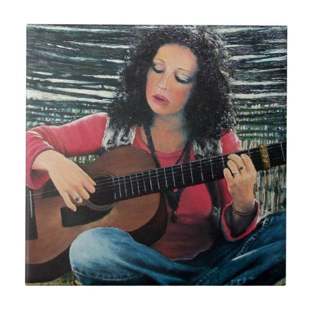 Frauen spielen Musik mit akustischer Gitarre Fliese (Vorderseite)
