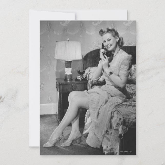 Frauen telefonieren (Vorderseite)