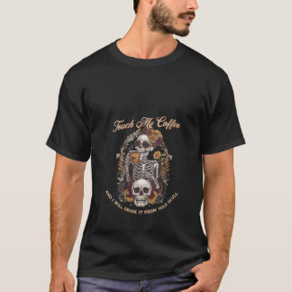 Frauen Touch meinen Kaffee und ich trinke ihn von T-Shirt
