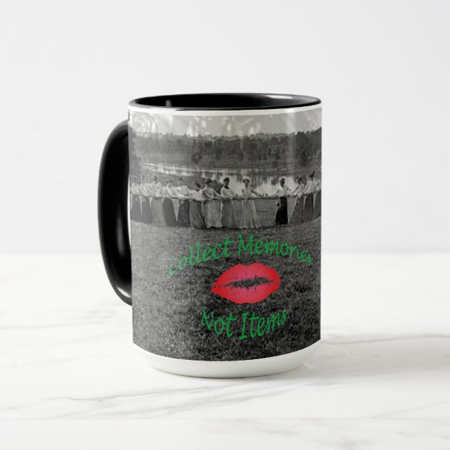 Frauen Umarmung des Krieges 1890' Sammlertreffen E Tasse (Vorderseite Links)