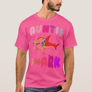 Frauennadel zum Geburtstag von Haifischen Matching T-Shirt