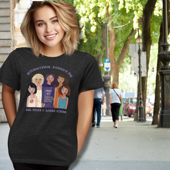 Frauentag | Frauenportraits dunkel Tri-Blend Shirt (Women's Day _ Women Portraits Dark Tri-Blend Shirt - in town)