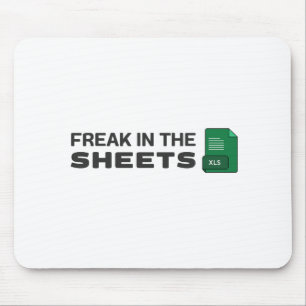 Freak in den Blättern Mousepad