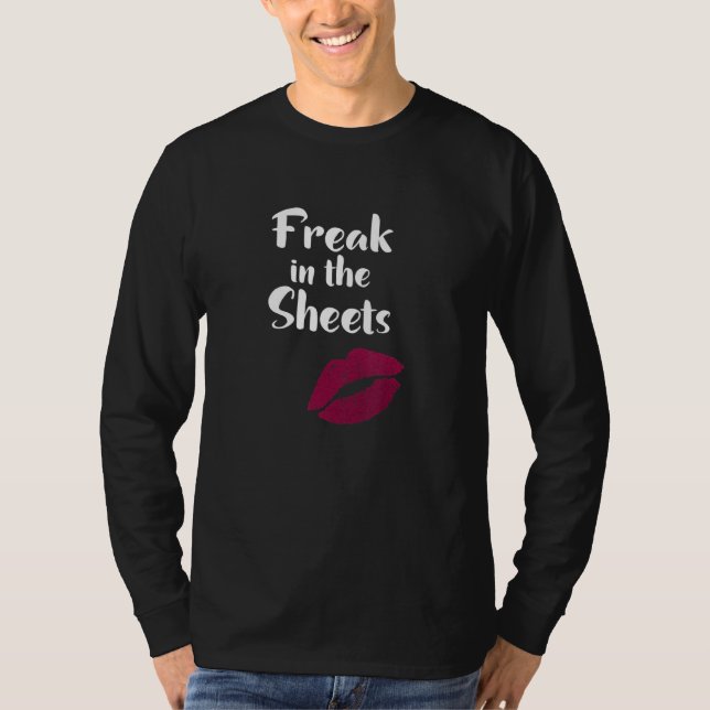 Freak in den Blättern T-Shirt (Vorderseite)