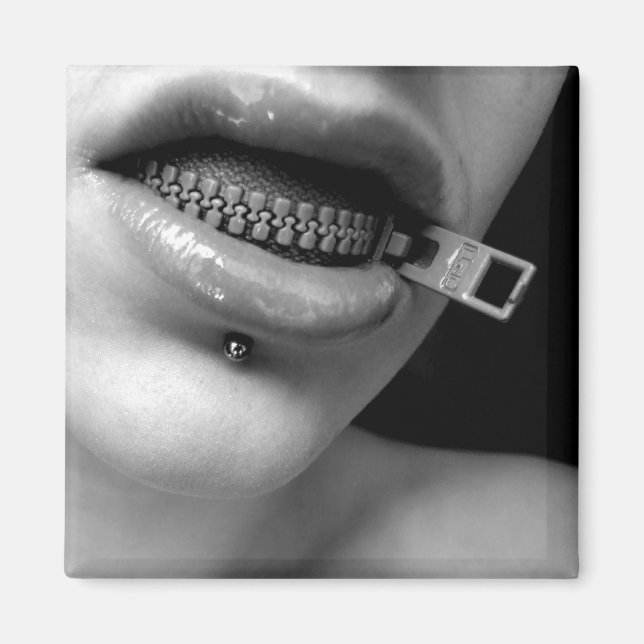 Freaky Zip It Magnet (Vorne)