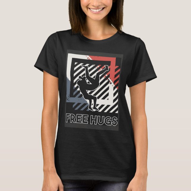 Free Hus Cuddle Embrace Professional Wrestling Coa T-Shirt (Vorderseite)