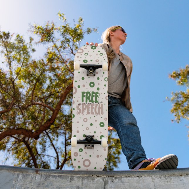 Free Speech Is a Human Right Skateboard (Außen 1)