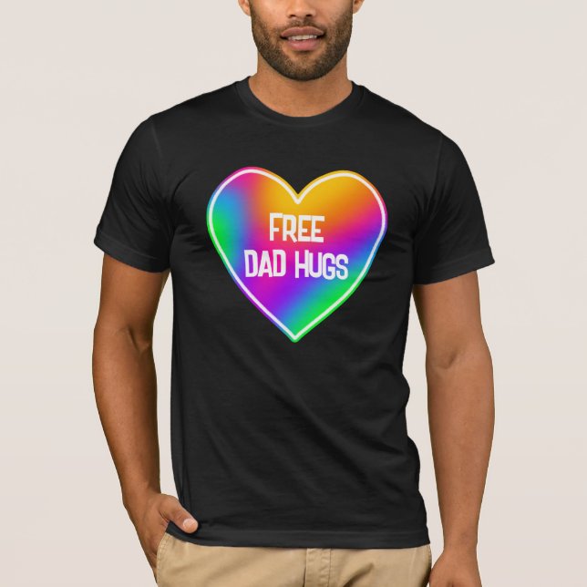 Free Vater Hugs Rainbow Heart Men's T - Shirt (Vorderseite)