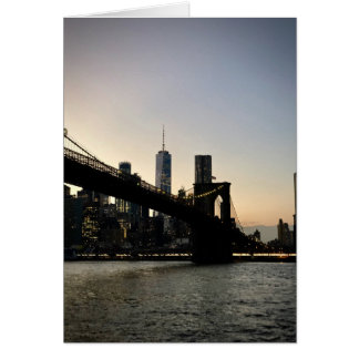 Freedom Tower et Brooklyn Bridge à Dusk