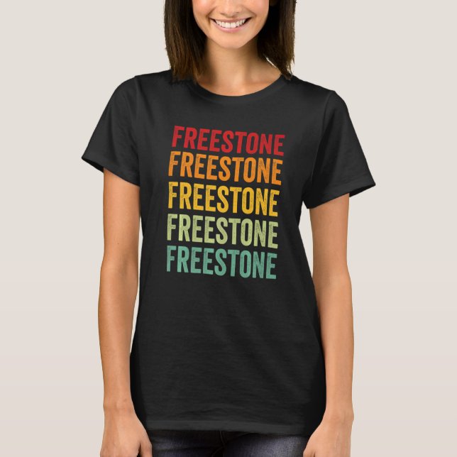 Freestone County Texas Rainbow Text T-Shirt (Vorderseite)
