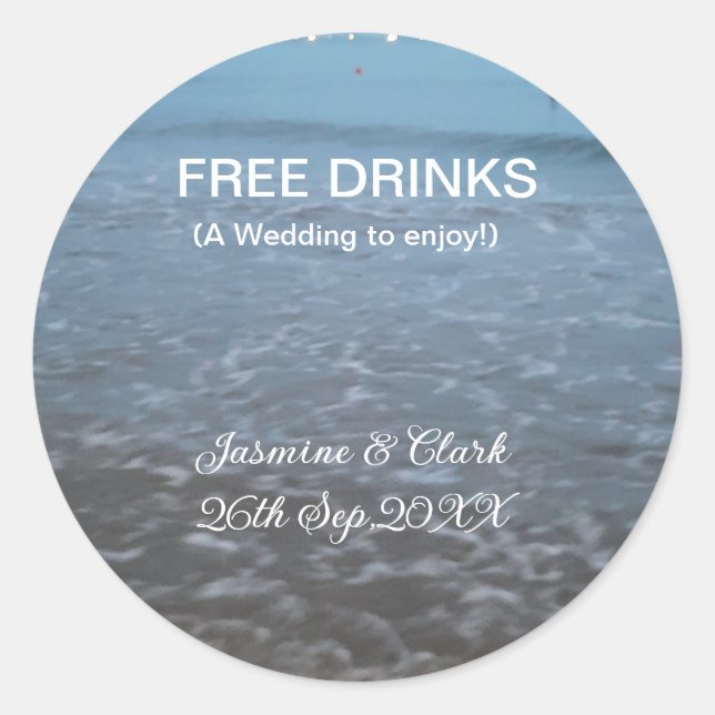 Freie Getränke Save the Date Strandhochzeit hinzuf Runder Aufkleber (Vorderseite)
