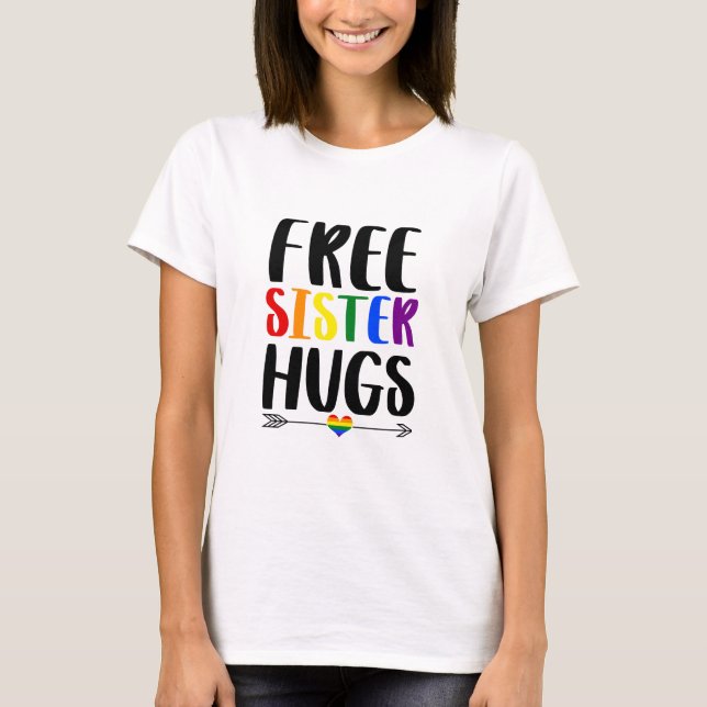 Freie Schwanzhugs mit Arrow-Regenbogen-Gay Pride T-Shirt (Vorderseite)