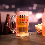 Freier Dienst | Funny Vatertag Bierbraut Tasse<br><div class="desc">Verdient dein Vater nicht einen einmaligen Tag für alles, was er für dich getan hat? Dieses Jahr, anstatt ihm ein generisches, kaufte Geschenk zu geben, erstellen Sie Ihr eigenes Bierglas. Es ist der perfekte Weg, deinem Vater zu zeigen, wie viel er dir bedeutet. Große Typografie und Raum, um eine benutzerdefinierte...</div>